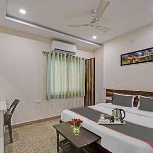 Hotel O Vardan Villa